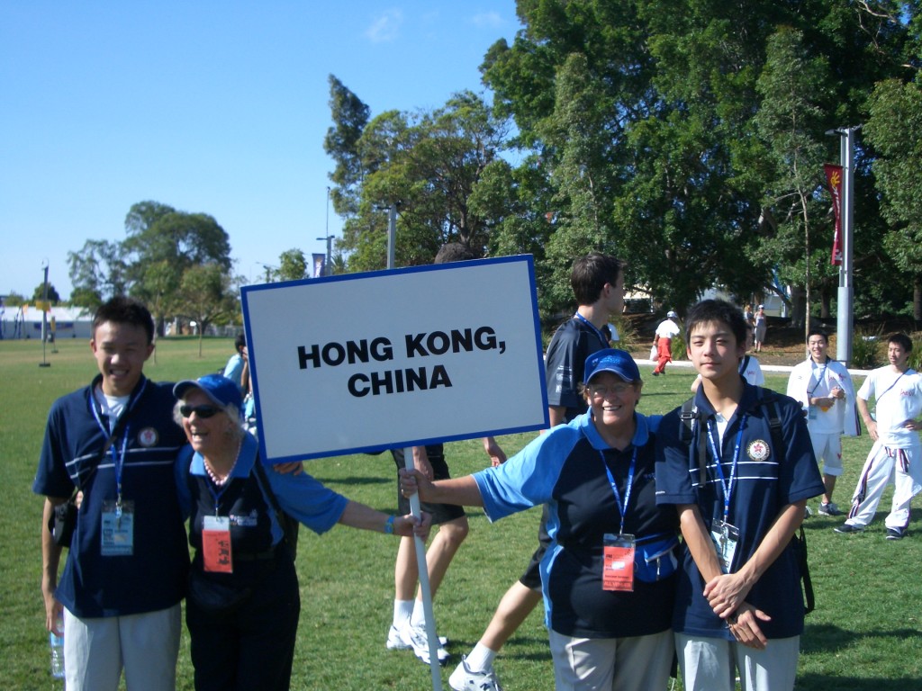 曾加入港队代表香港出赛。