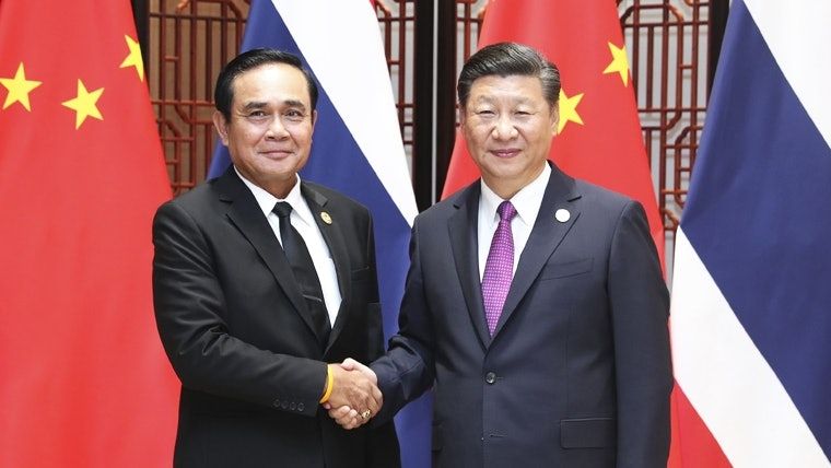 應泰王國總理巴育邀請，國家主席習近平將於11月17日至19日赴泰國曼谷出席亞太經合組織第29次領導人非正式會議並對泰國進行訪問。