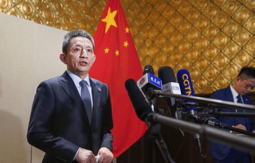 中國商務部國際貿易談判代表兼副部長李成鋼表示,在過去一天半時間裡,中美雙方經貿團隊根據兩國元首6月5日通話共識,繼續發揮中美經貿磋商機制作用。新華社 中國商務部國際貿易談判代表兼副部長李成鋼表示,在過去一天半時間裡,中美雙方經貿團隊根據兩國元首6月5日通話共識,繼續發揮中美經貿磋商機制作用。新華社