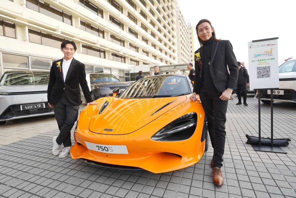 二人男子樂隊DisCover成員黃進林、郭俊德是年輕人，當然喜愛顏色鮮艷汽車。