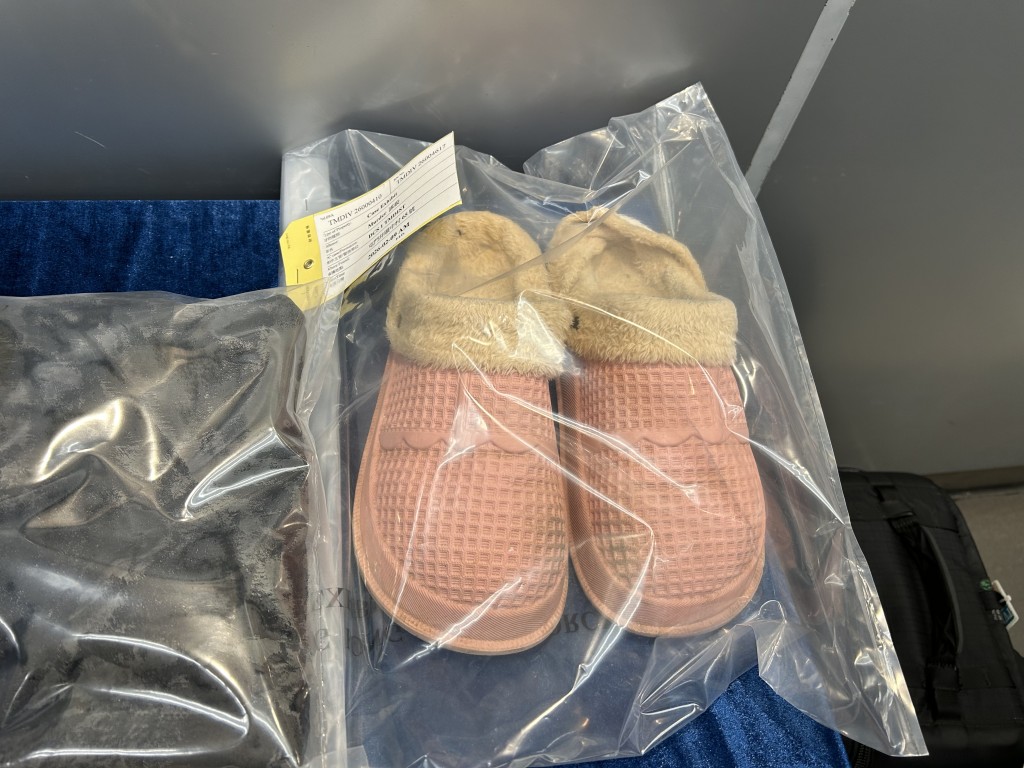 警方展示證物。曾志恒攝 警方展示證物。曾志恒攝