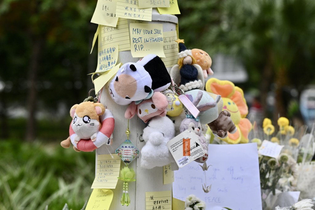 她強調，人不需要因為片刻的快樂而責怪自己，嘗試維持正常作息、在適當時候放鬆。