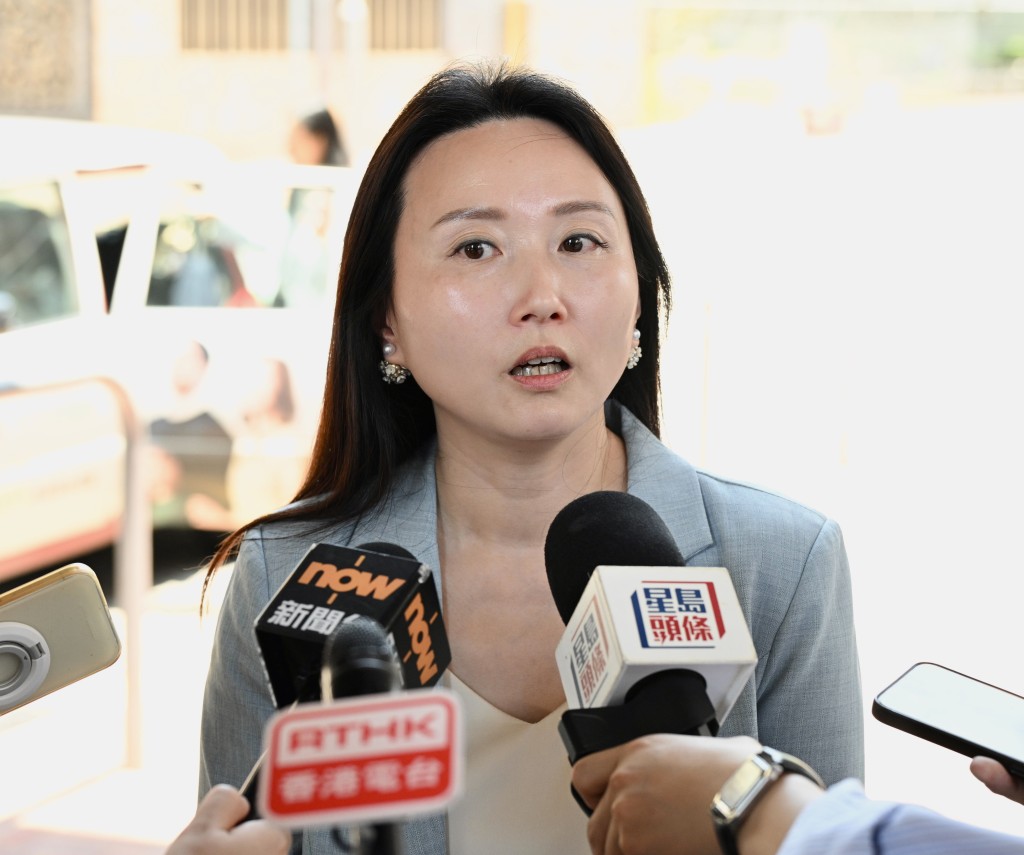 洪小姐認為,地區交流是一個好平台讓市民與政府交流。蘇正謙攝 洪小姐認為,地區交流是一個好平台讓市民與政府交流。蘇正謙攝
