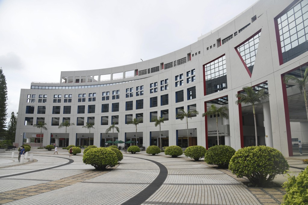 本港有4間大學商學院課程上榜。