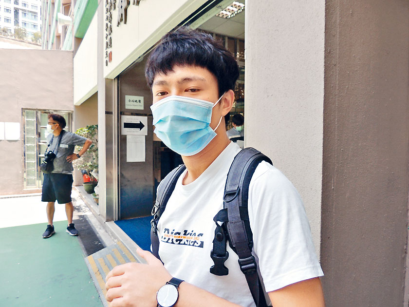 蔡同學指對「微笑以對」題型早有準備，預料可考獲第五級成績。