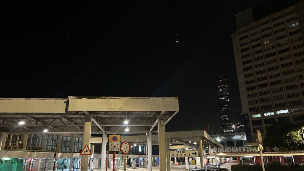 寒冷天氣持續籠罩本港，天文台連續第三日發出霜凍警告。蔡楚輝攝