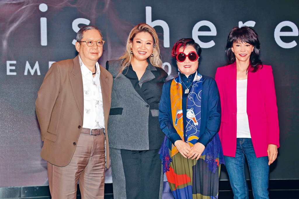 陳淑芬特意到來支持欣宜。