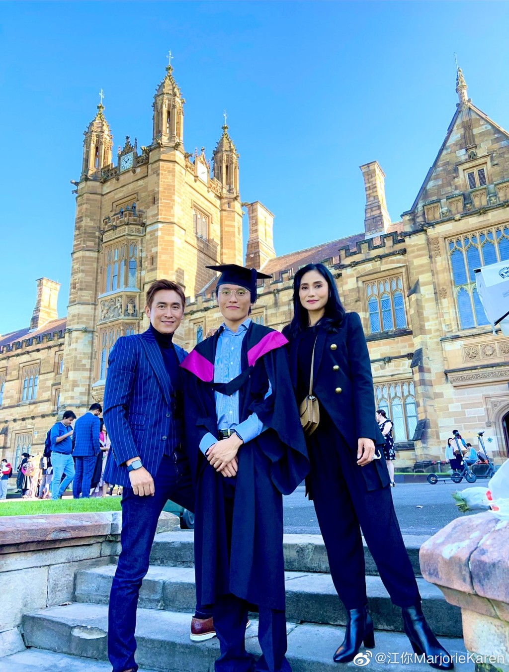 馬在驤在悉尼大學畢業。
