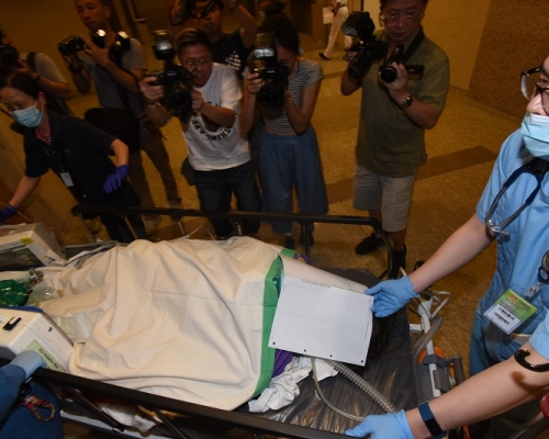 24歲姓姚女生昏迷送院，情況危殆。梁國峰攝
