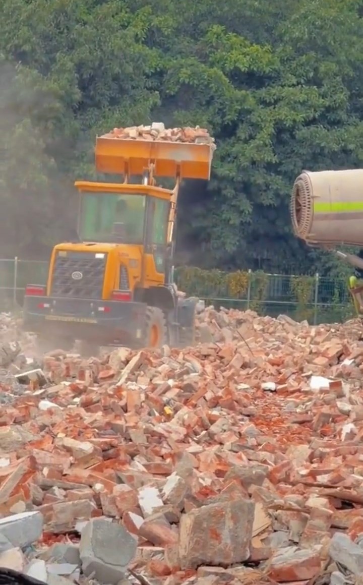 網傳廣州有人利用卑劣招數逼遷。微博@馬隊okk