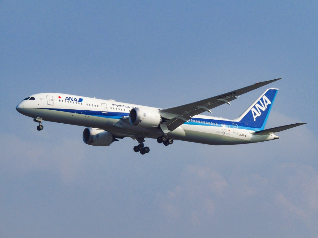 全日空亦提前5月起上調漲燃油附加費。維基百科