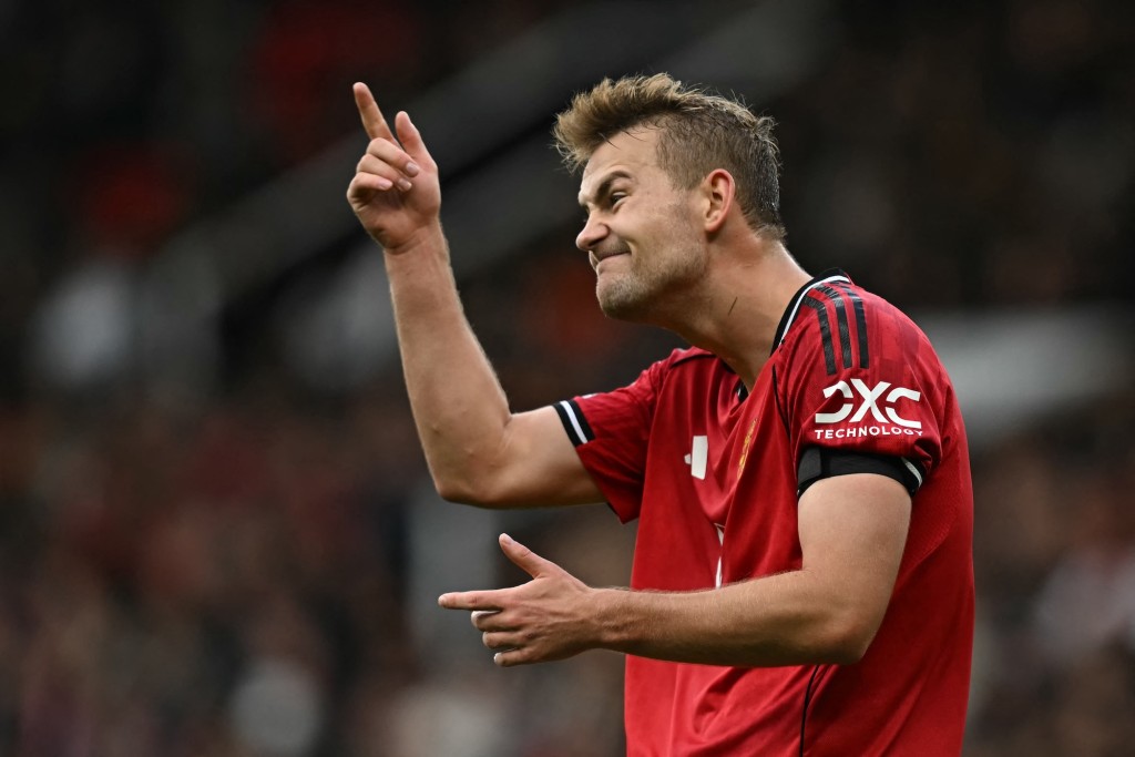 英超｜迪历特背伤近4个月仍未愈 卡域克承认复出无期。法新社