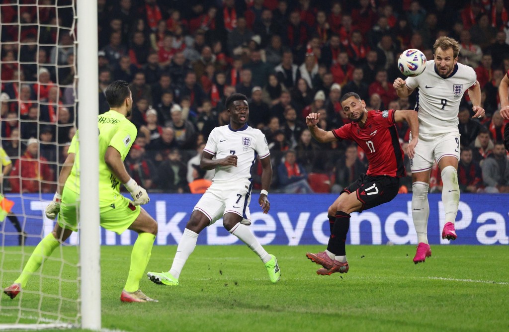 卡尼梅开二度。路透社