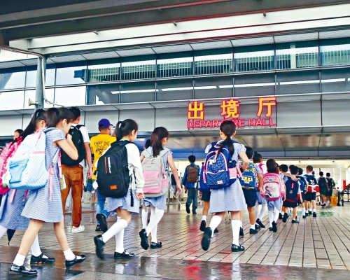 黃菁葒表示，對於跨境學童未必是首批到港的群組感到失望。資料圖片