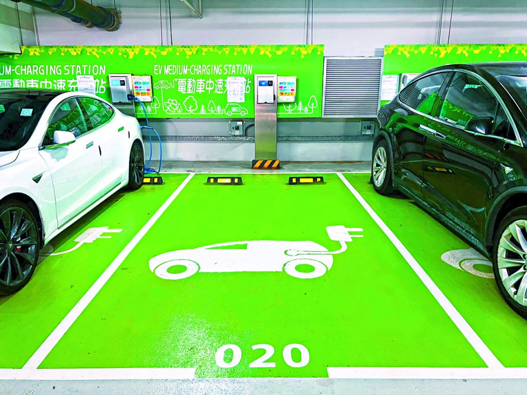 陳美寶指，電動車支援配套亦十分重要。資料圖片