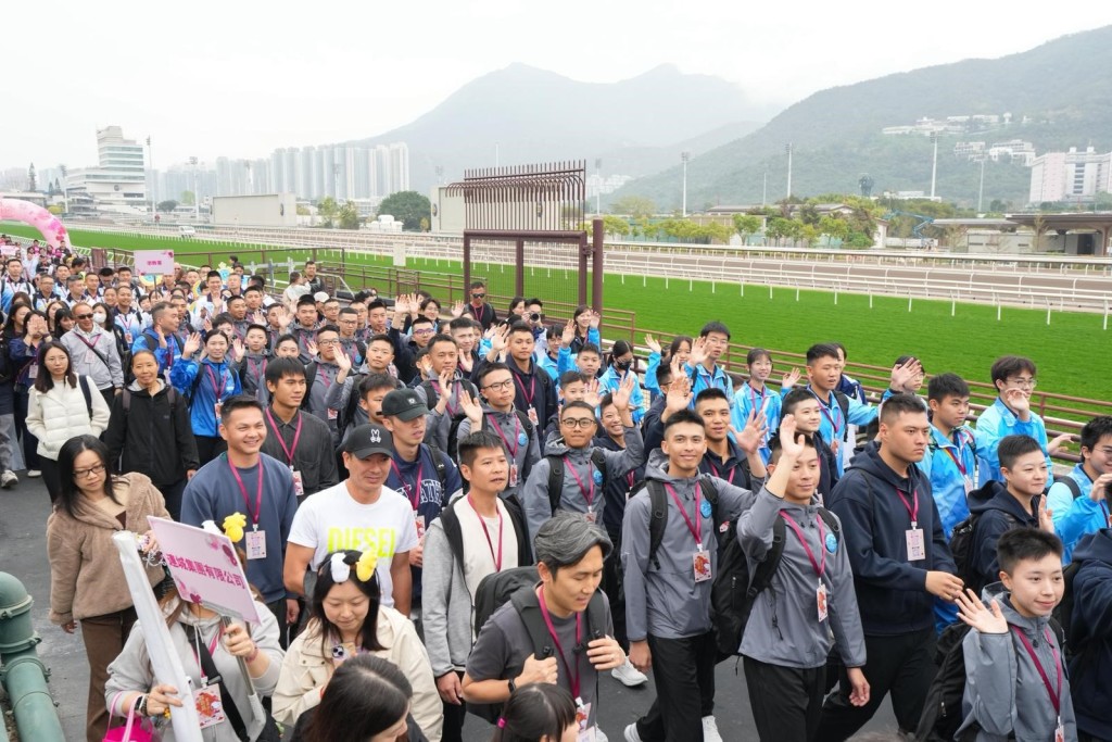 活動於沙田馬場出發，一邊沿着城門河向終點沙田公園進發，一邊傳遞「新開始，新希望」的美好寓意。