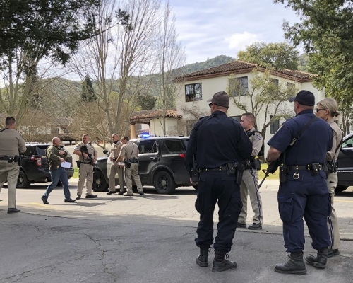 警方又称已知道枪手身份，但在现阶段不会公开其姓名，并指正了解其动机。美联社
