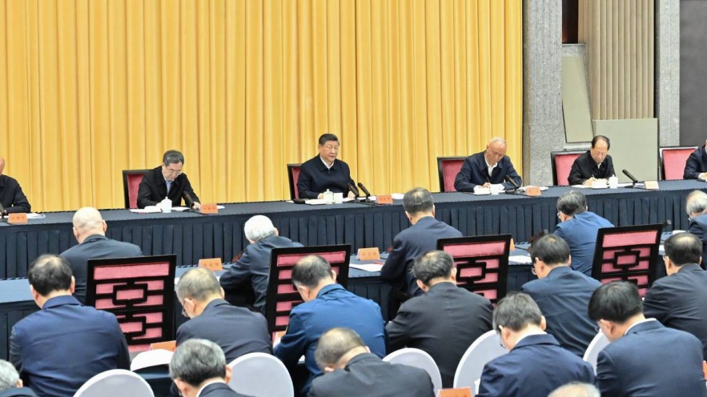 習近平南下上海，要求加強基礎研究，打牢科技強國建設根基。新華社