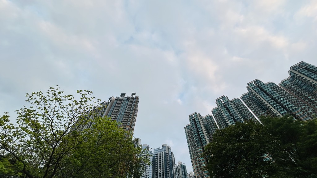 日間部分時間有陽光及炎熱。蔡楚輝攝 日間部分時間有陽光及炎熱。蔡楚輝攝