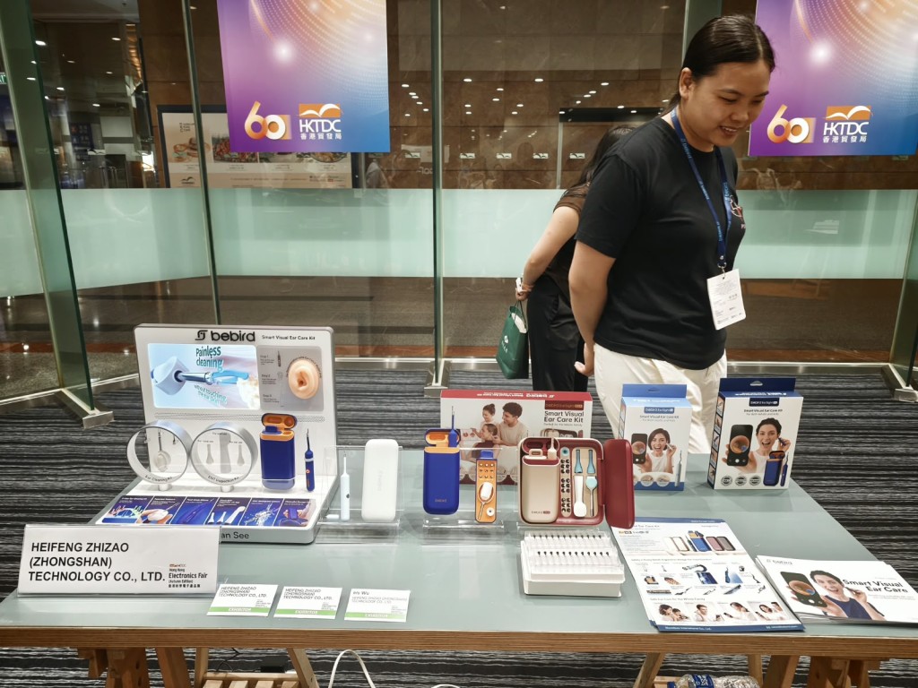 Bebird EarSight 告別線上內捲 轉攻海外實體店 Bebird EarSight 告別線上內捲 轉攻海外實體店