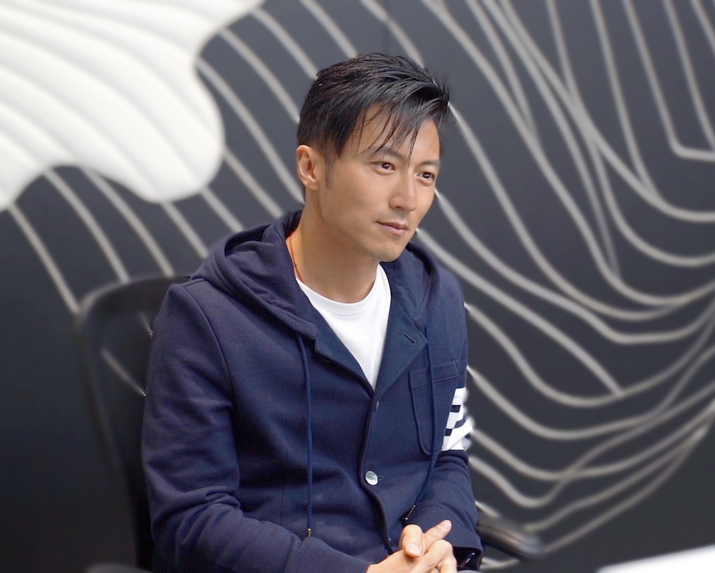 身在北京的謝霆鋒,接受視像連線訪問。