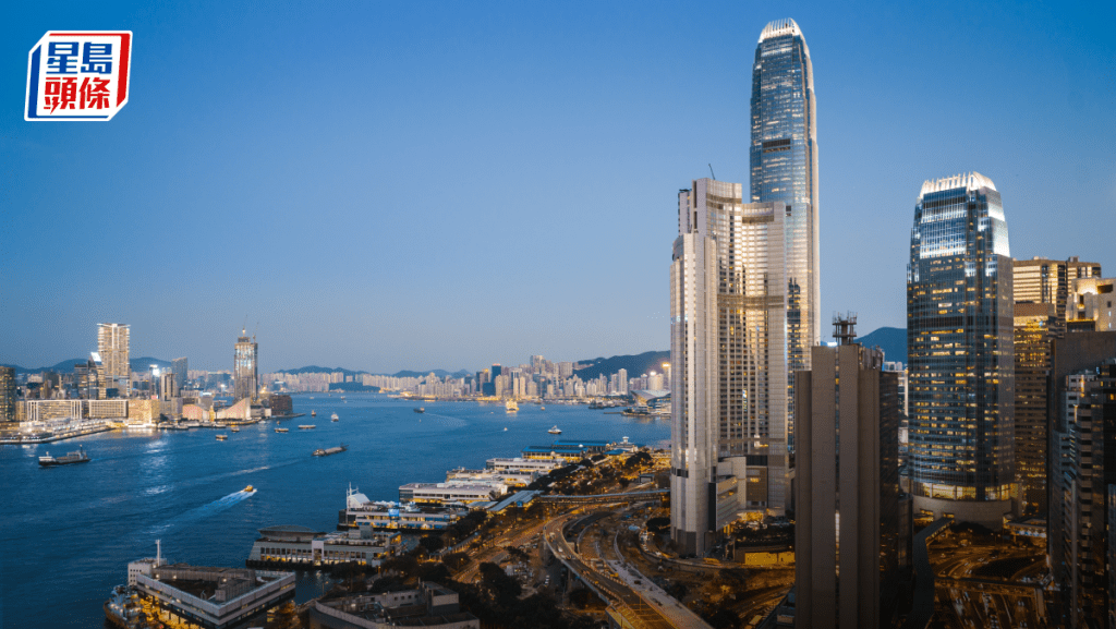 外汇基金7月底总资产4.4万亿元 港元资产减少772亿