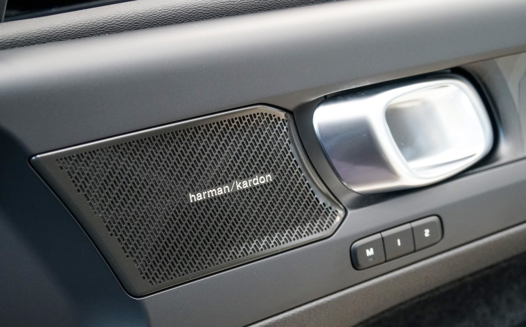 富豪Volvo發動首輪新車攻勢：Harman Kardon高級音響與Google多媒體系統同屬標準設備。