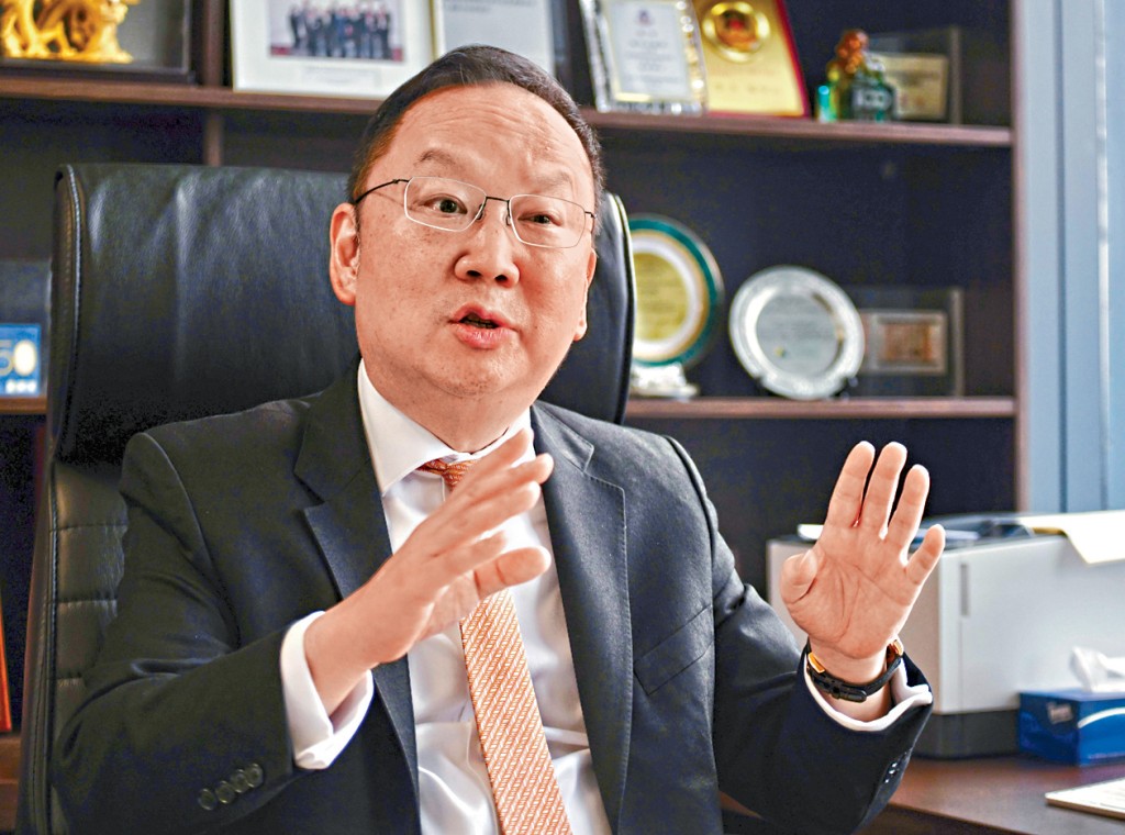 陳仲尼表示，香港與上海非競爭關係，而是「雙引擎」式共同助力國家金融強國建設。