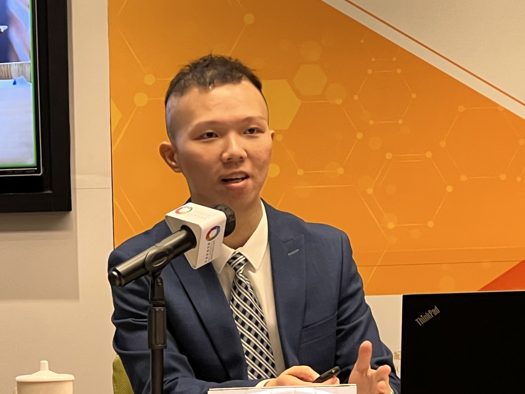 周嘉俊認為金融系統的打通將為跨境安老帶來更多可能性。資料圖片