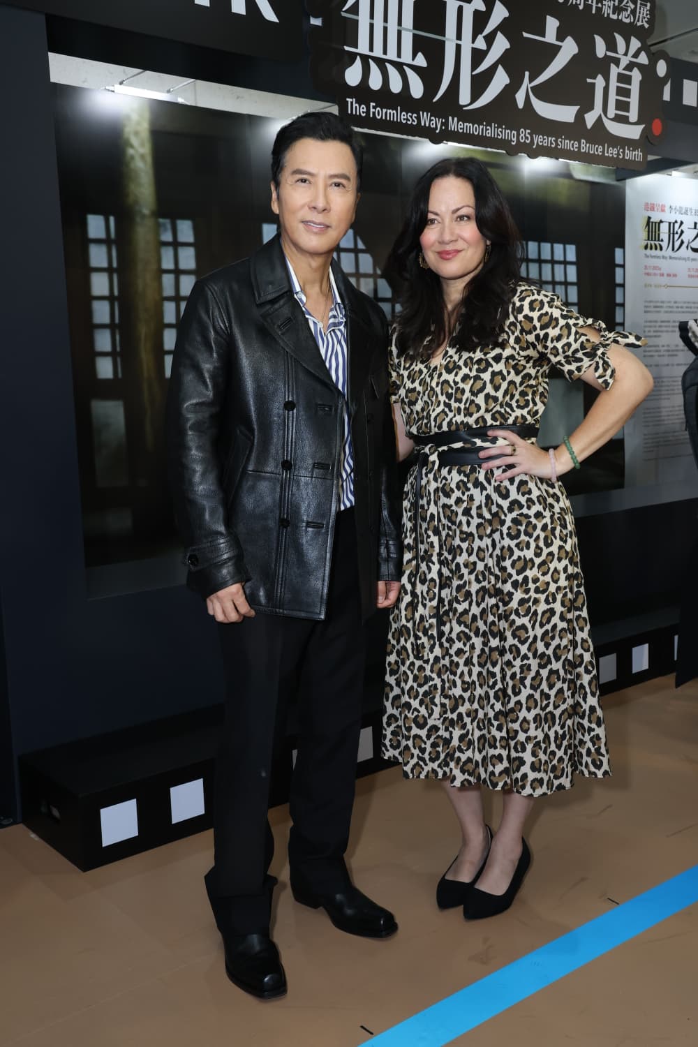 甄子丹、李小龍女兒李香凝出席港鐵舉行的《李小龍誕生85周年紀念展：無形之道》揭幕禮。