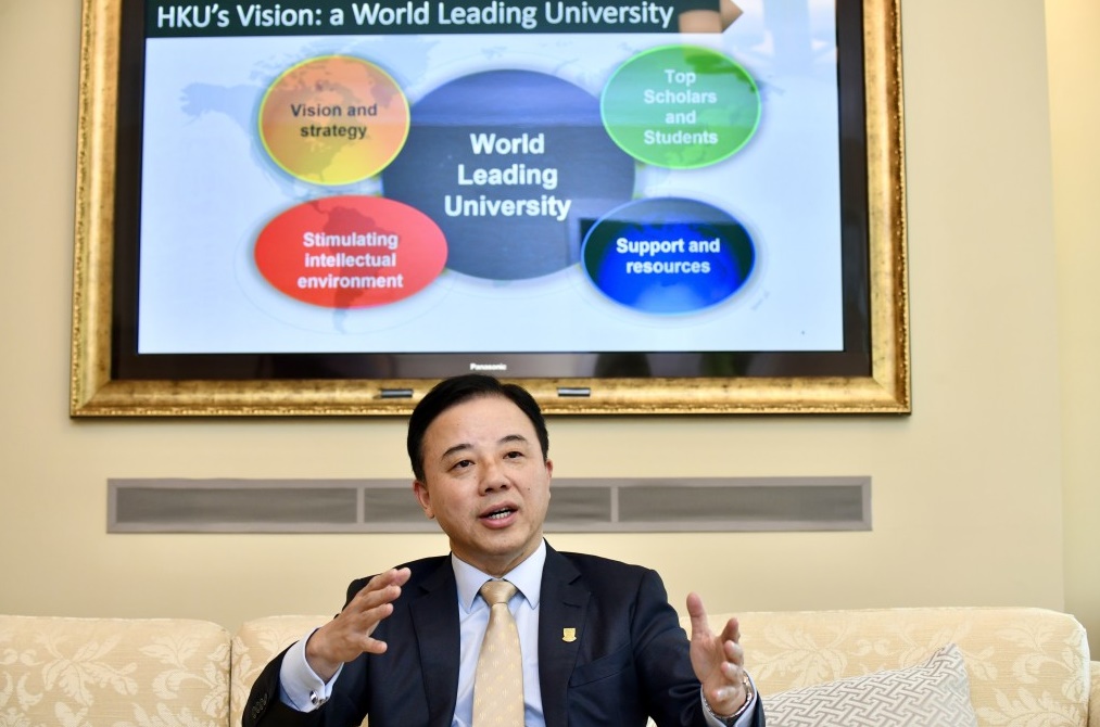 港大校長張翔曾指,「當萬物皆可自動化,人類價值觀就是最後的陣地」。 港大校長張翔曾指,「當萬物皆可自動化,人類價值觀就是最後的陣地」。