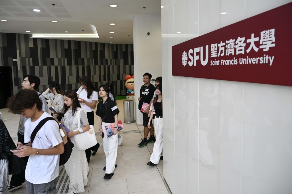 張仁良表示，學生畢業後薪酬理想，有助他們向上流動。資料圖片