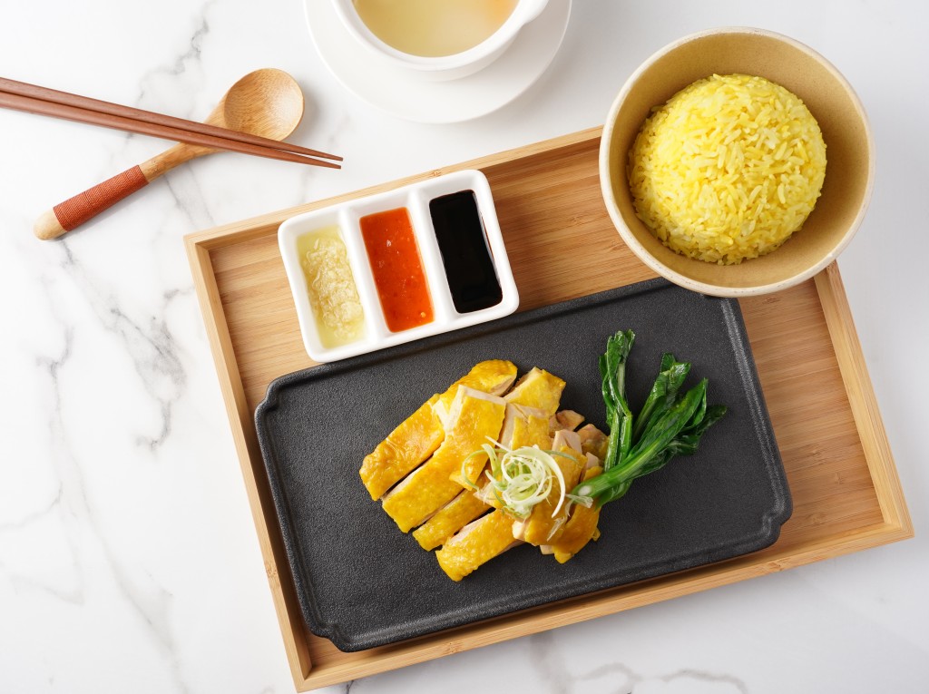 套餐已包一汤两餸，仲有饭及甜品