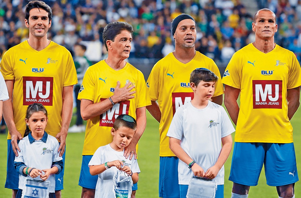 卡卡（左）及李華度（右）有機會來港出戰蛇年賀歲盃。