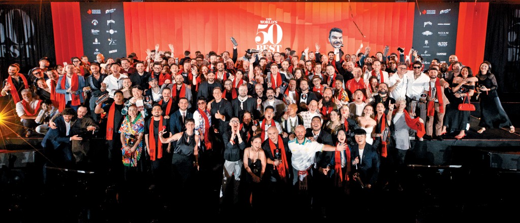 第17屆「世界50最佳酒吧」頒獎典禮首度移師香港舉行，國際調酒界風雲人物共聚啟德郵輪碼頭。