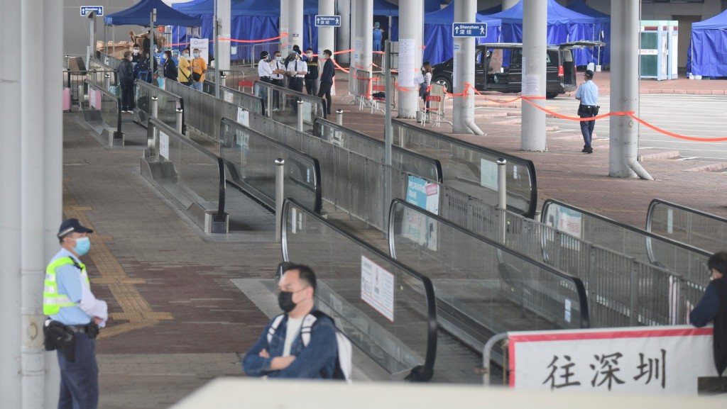 香港與內地至今仍未完全通關。資料圖片