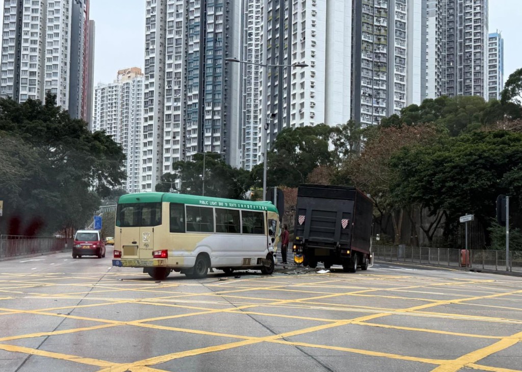 fb香港突发事故报料区图片