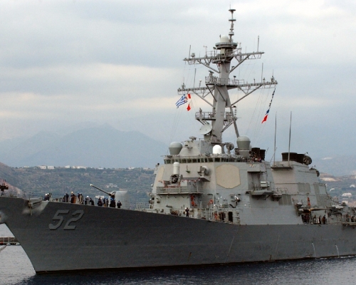 美國軍艦貝瑞號17日通過台灣海峽。（網上圖片）