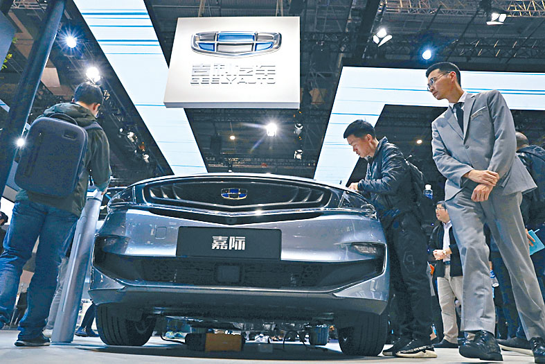 吉利汽車認購雷諾韓國34%股權,代價約13.76億元人民幣。