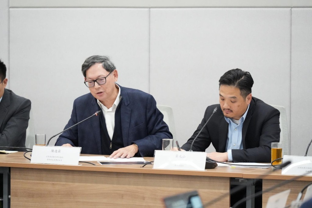 陳德霖指「加密貨幣既不是唯一加密的東西，也非貨幣」，直指比特幣等資產並不具備貨幣屬性。