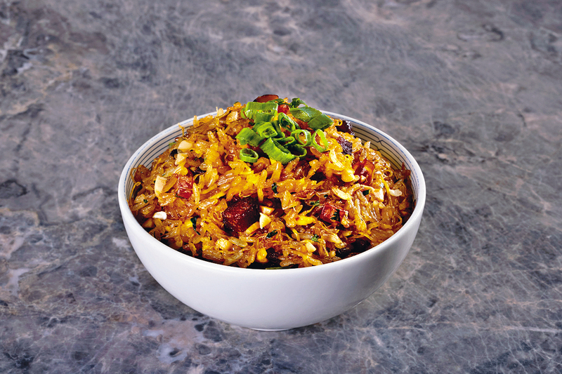 生炒揚州臘味糯米飯將糯米飯生炒而成,飽肚滋味,盡顯大廚功架。