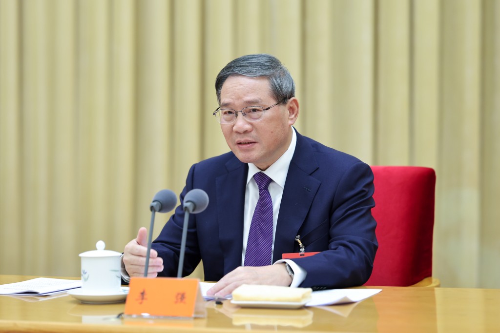 總理李強參加會見李家超向習近平的述職。新華社