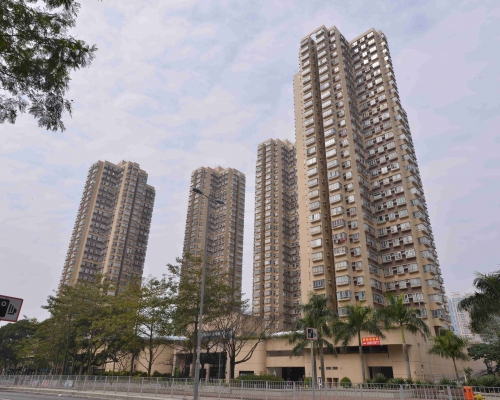 濱景花園975萬售，業主持貨33年升價十倍。