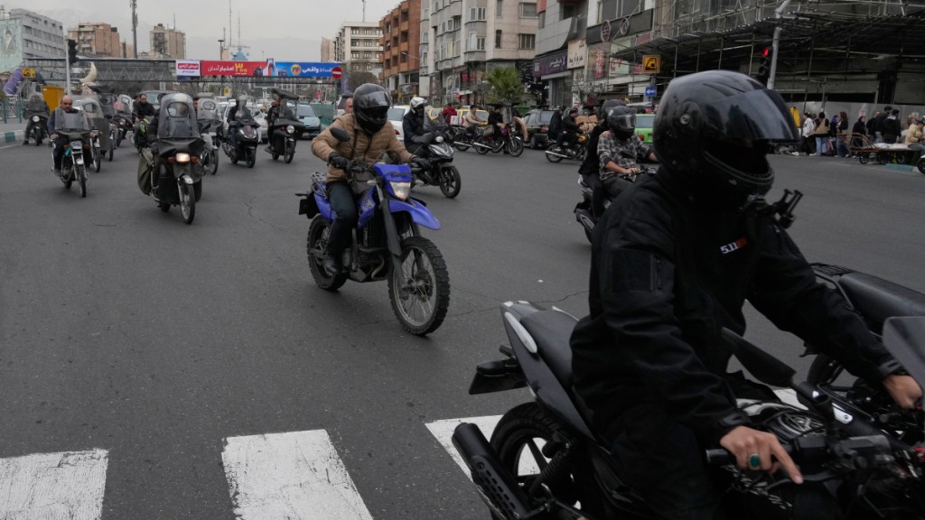 一名日本人在伊朗德黑兰遭当局拘禁。美联社