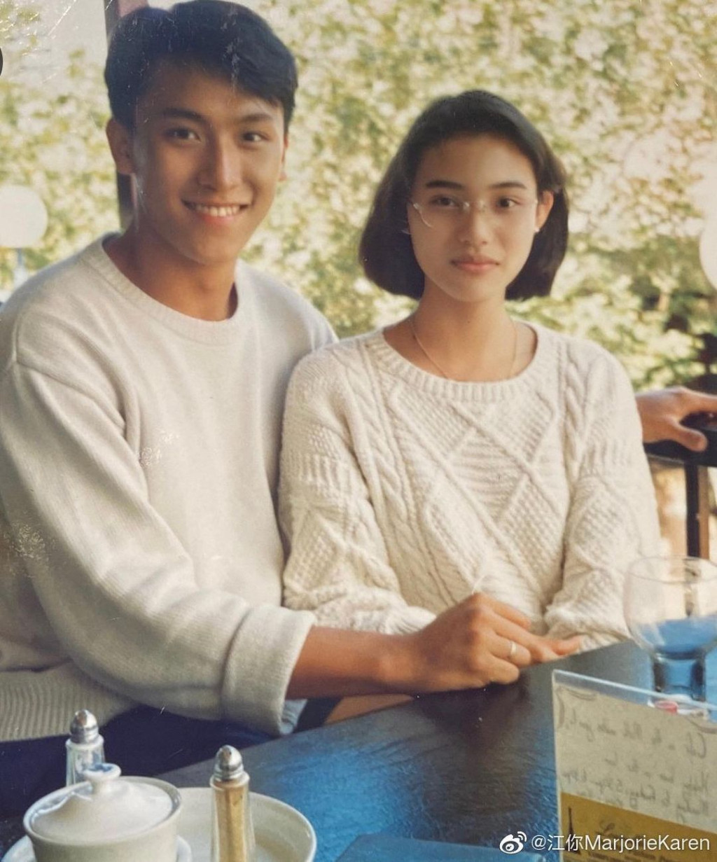 马神19岁开始跟张筱兰拍拖，1993年结婚。 