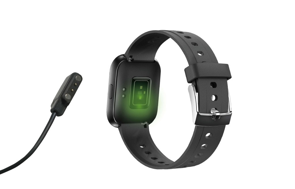 ●表底光學感測器可測量心跳、血氧飽和度。