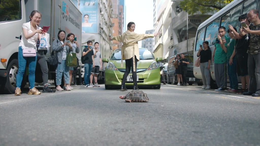 但為愛的人卻甚麼都敢做。