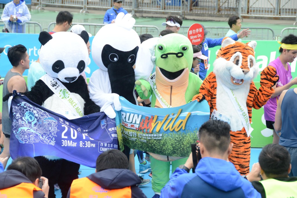 香港马拉松吸引不少市民悉心打扮参与。资料图片