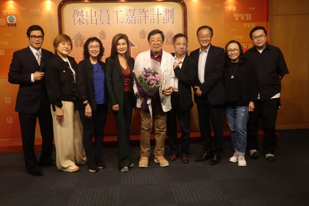 胡楓接受訪問時，表示TVB每位同事對他很友善又尊重。
