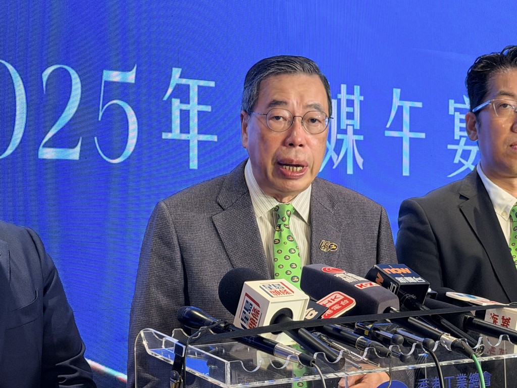 立法會主席梁君彥（圖）寄語接班人黃永威虛心學習。